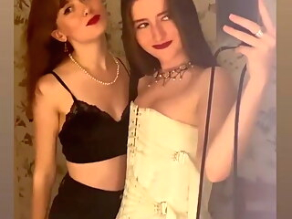 Maisie Peters fap porn