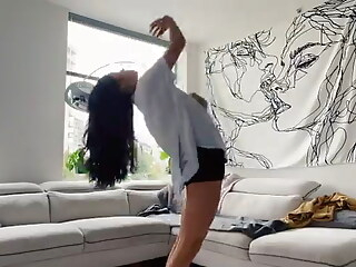 Leah Lewis fap porn