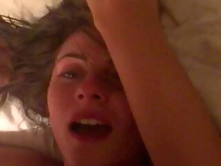 Willa Holland