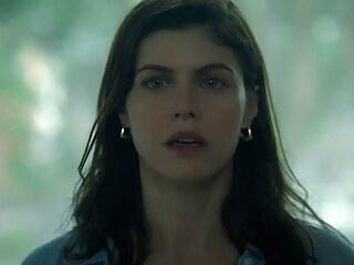 Alexandra Daddario