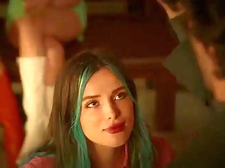 Bella Thorne
