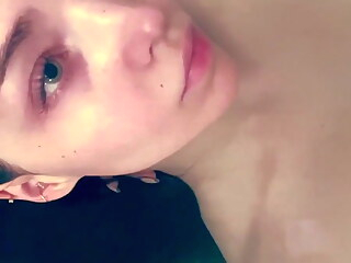 Dove Cameron
