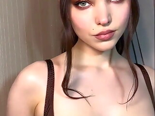 Dove Cameron
