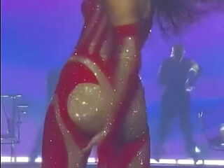 Dua Lipa