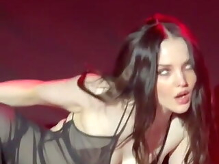 Dove Cameron fap porn